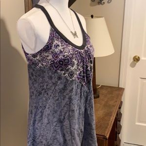 Workout top with built in bra